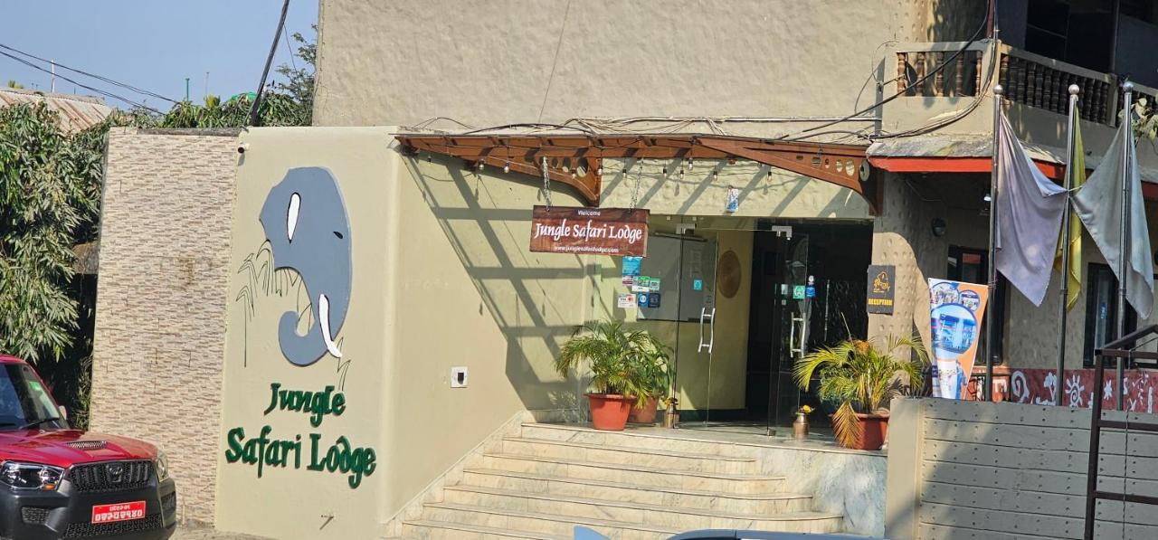 Jungle Safari Lodge- Serenity In The Wild Sauraha Exterior foto