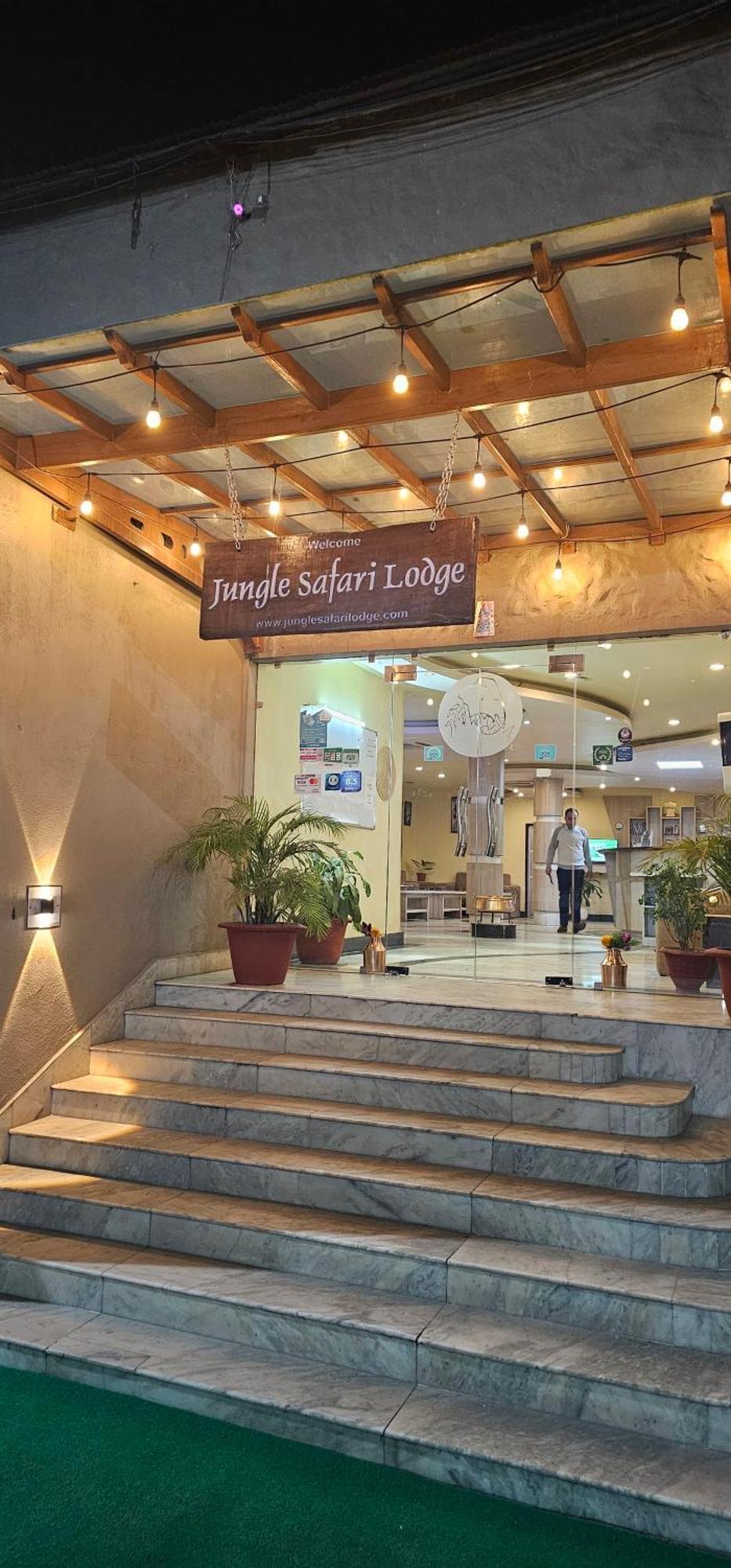 Jungle Safari Lodge- Serenity In The Wild Sauraha Exterior foto