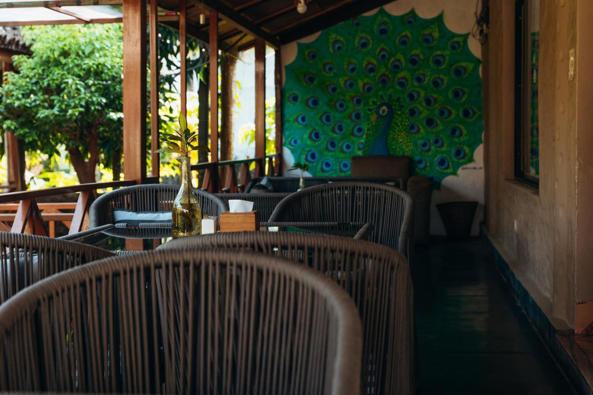 Jungle Safari Lodge- Serenity In The Wild Sauraha Exterior foto